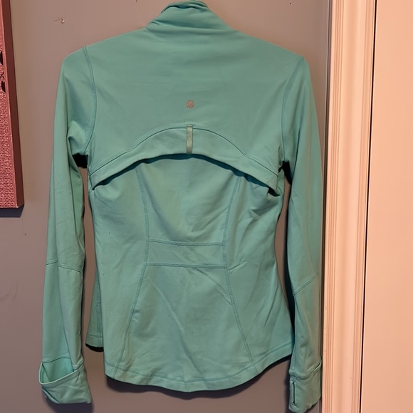 Lululemon Define - Picture 3 of 5